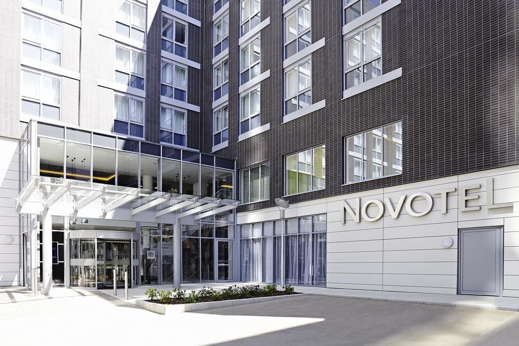 Novotel London Brentford Exterior photo