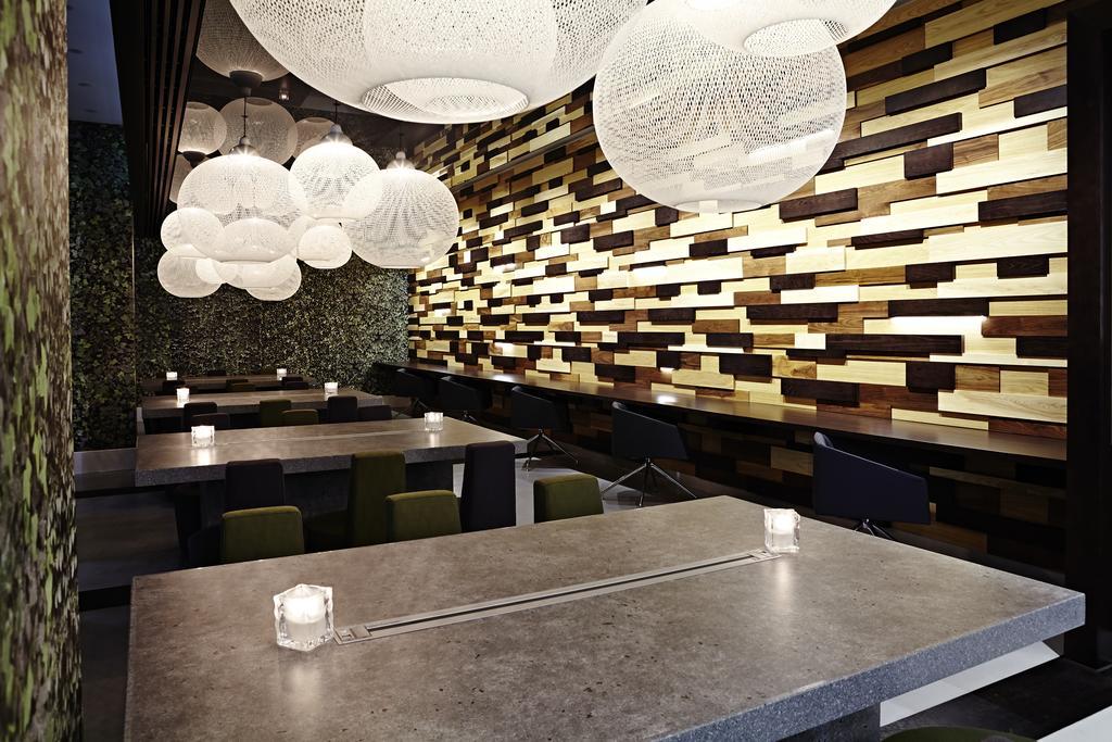 Novotel London Brentford Exterior photo