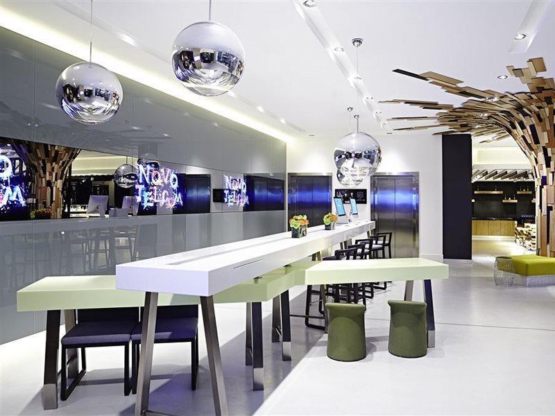 Novotel London Brentford Exterior photo